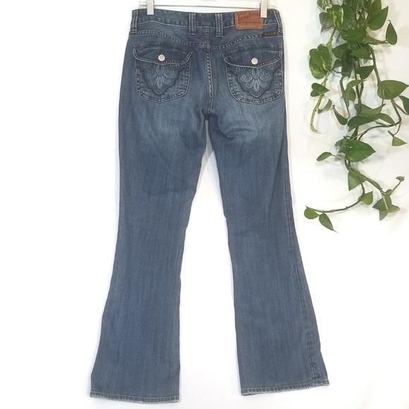 **SOLD** Lucky Brand Flap Back Pocket Jeans - Picture 6 of 7